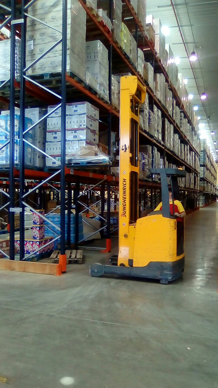 Actualización de carretillas elevadoras para DHL