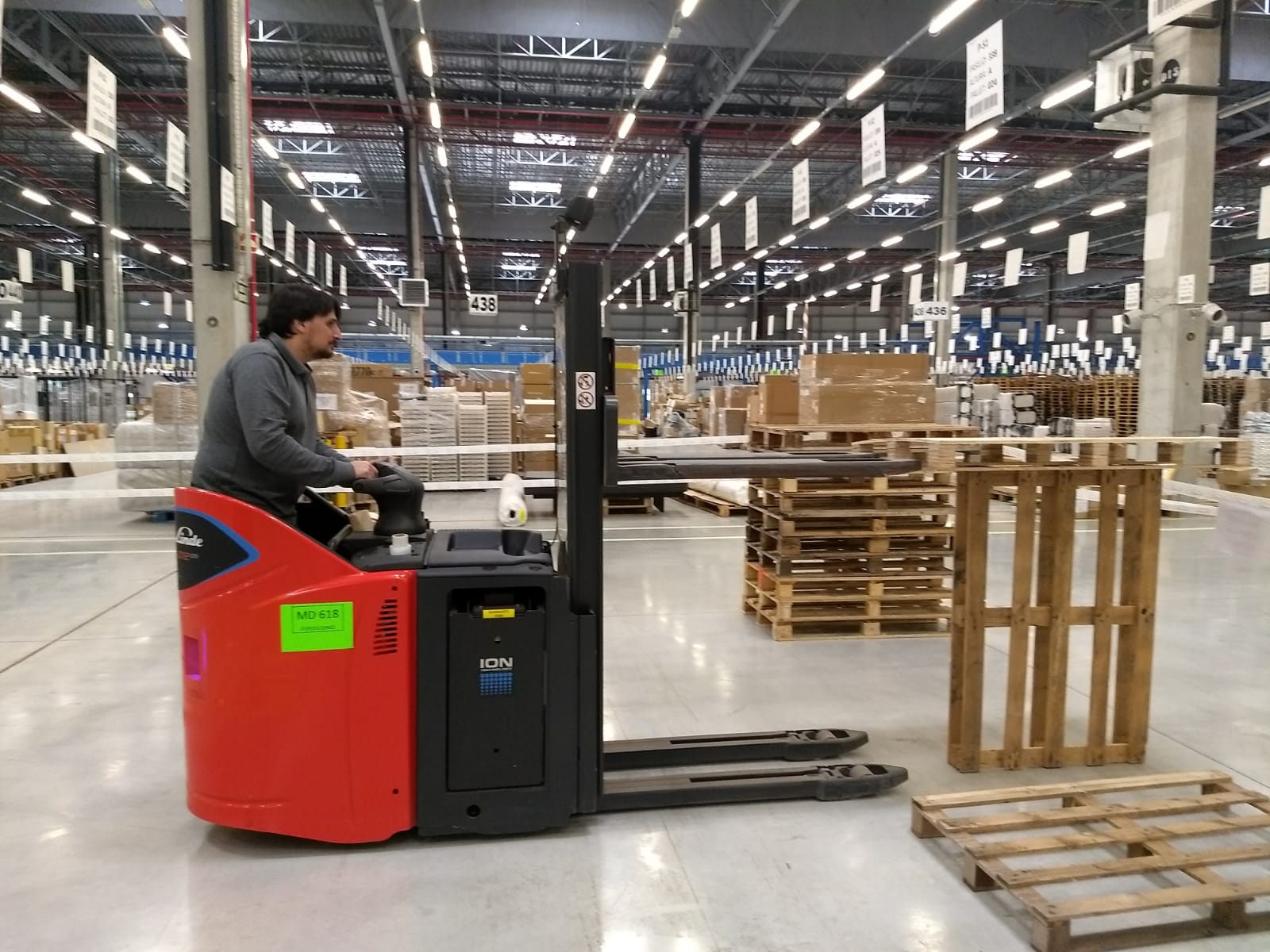Actualización de Carretillas Elevadoras de Categoría 1 en Massimo Dutti