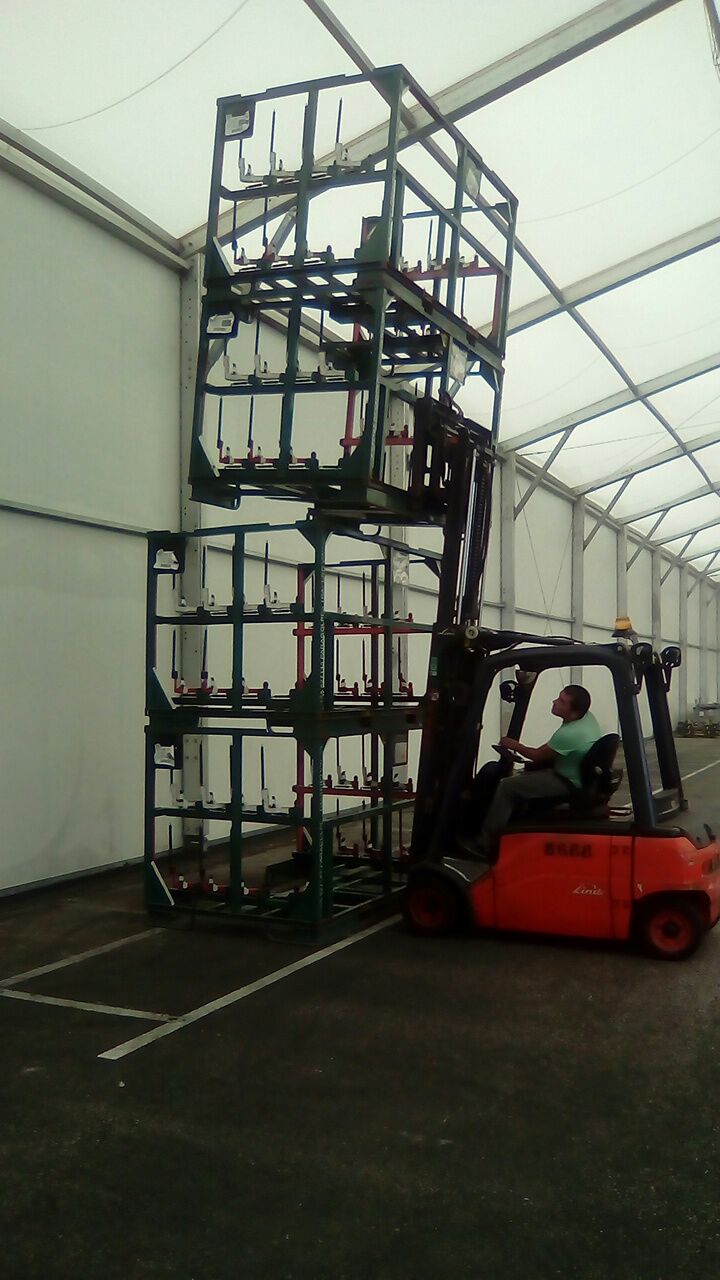 Ejercicio de apilado de contenedores en ID LOGISTICS