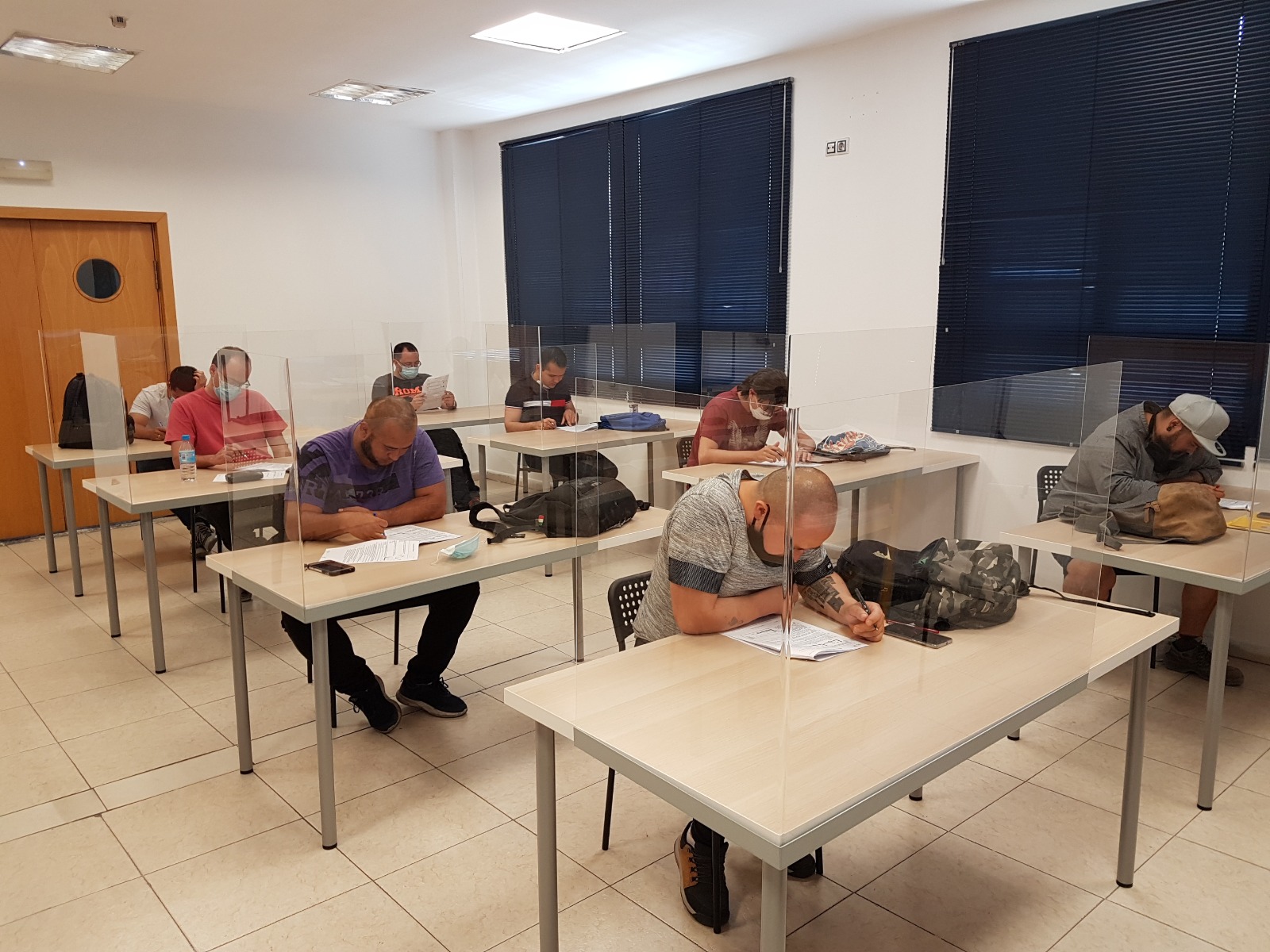 Realización de la evaluación teórica con medidas de protección frente al COVID-19