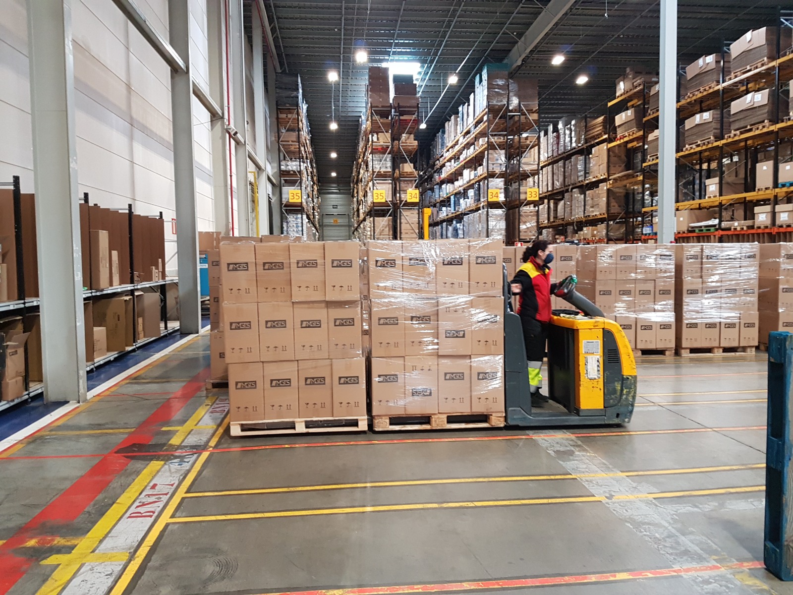 Ejercicio de recogida de carga con Recogepedidos para DHL