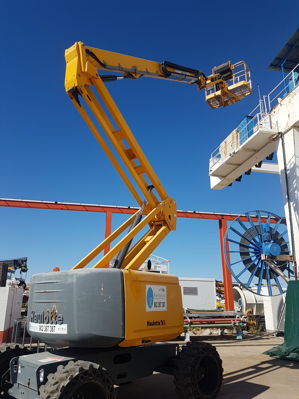 Ejercicio de posicionamiento en el punto de trabajo con PEMP tipo 3B para ACCIONA