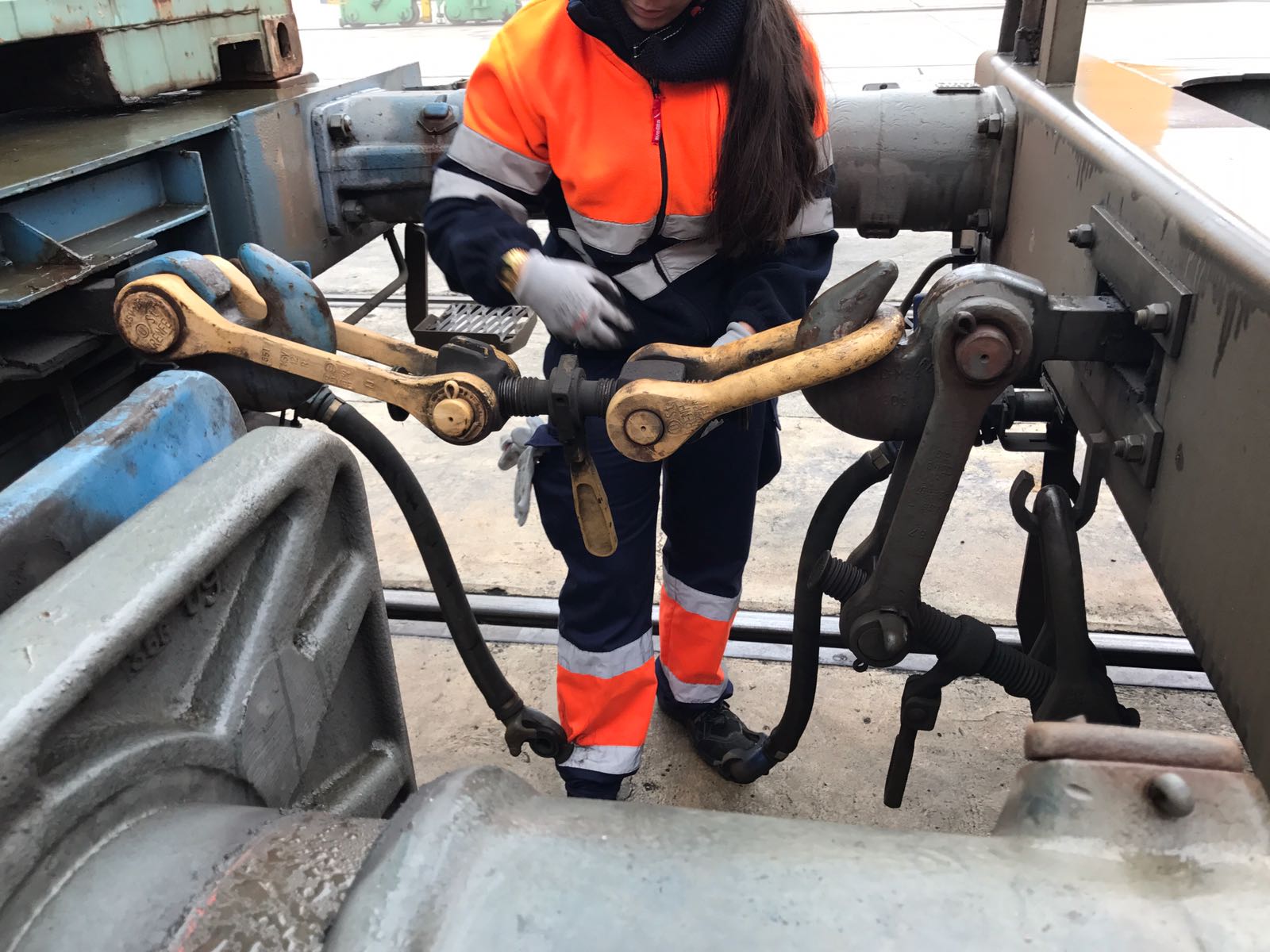 Maniobras ferroviarias en el Puerto Seco de Coslada