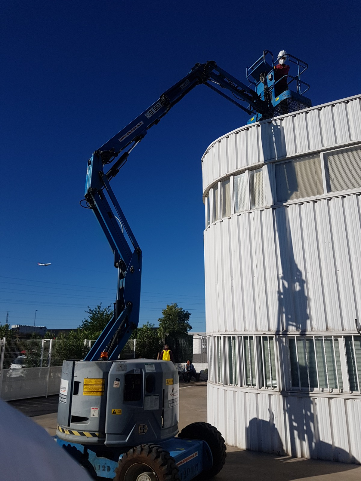 Ejercicio de despliegue y posicionamiento con PEMP en Torrejón de Ardoz