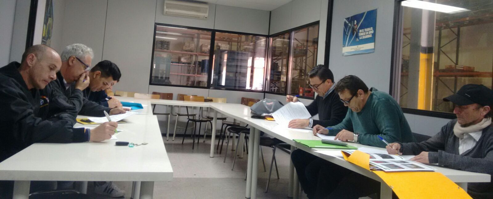 Examen teórico en Fundació Formació Treball