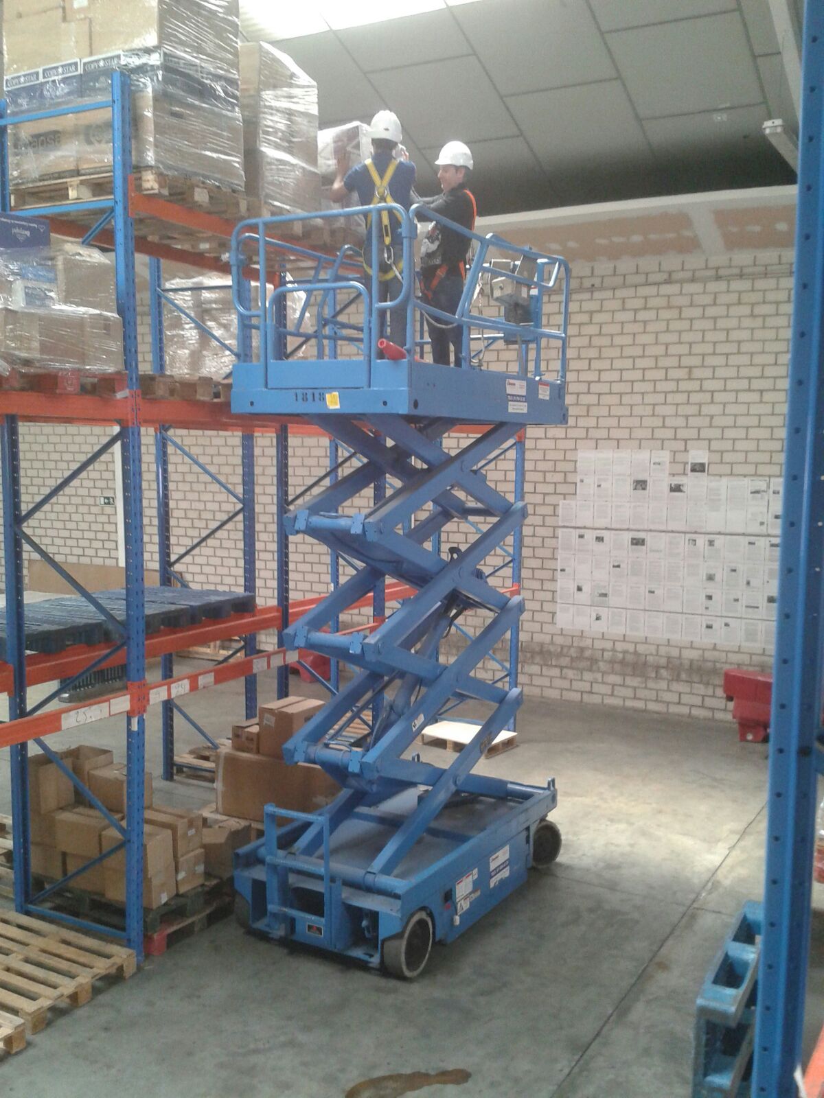 Prácticas con PEMP tijera en IFTEM Getafe